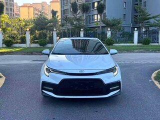 2022 Toyota Levin XII (E210), белый, 1370000 рублей, вид 2