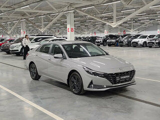 2021 Hyundai Elantra VII (CN7), серый, 2000000 рублей, вид 3