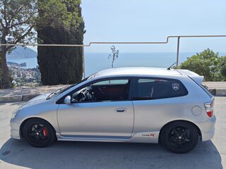 2005 Honda Civic Type R VII Рестайлинг, серебристый, 1100000 рублей, вид 3