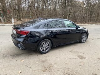 2022 Kia Forte III Рестайлинг, чёрный, 1999999 рублей, вид 4