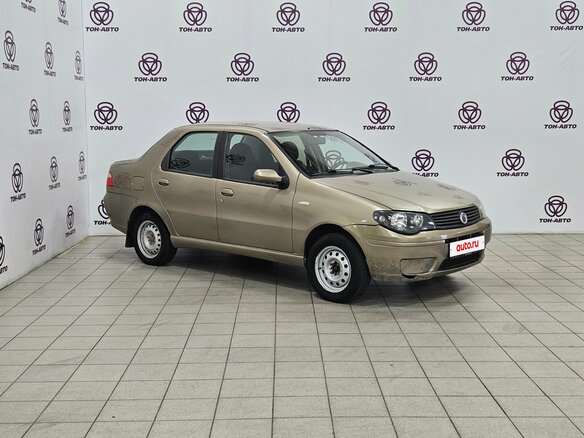 2010 Fiat Albea I Рестайлинг, бежевый - вид 2
