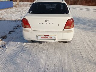 2001 Toyota Platz, белый, 490000 рублей, вид 3