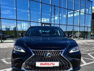 2023 Lexus ES 350 VII Рестайлинг, чёрный, 5490000 рублей, вид 2