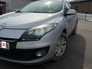 2014 Renault Megane III Рестайлинг, серый, 690000 рублей, вид 1