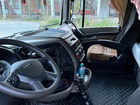 2016 DAF XF 105, белый, 4000000 рублей, вид 5