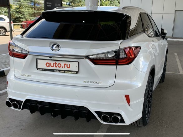 2017 Lexus RX 200t IV, белый, 4200000 рублей - вид 5