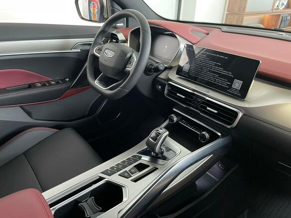 2021 Geely Coolray I, серый, 1670000 рублей - вид 6