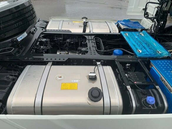 2023 Foton Auman EST A, белый, 6500000 рублей - вид 9