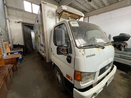 2010 Hyundai HD65, белый, 750000 рублей, вид 1