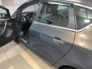 2013 Opel Astra J Рестайлинг, серый, 829999 рублей, вид 5