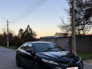 2018 Toyota Camry VIII (XV70), чёрный, 3150000 рублей, вид 1
