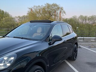 2015 Porsche Cayenne S II Рестайлинг (958), чёрный, 3450000 рублей, вид 3