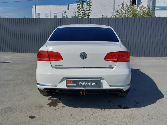 2012 Volkswagen Passat B7, белый, 1079000 рублей - вид 5
