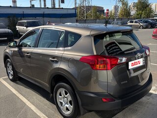 2014 Toyota RAV4 IV (XA40), коричневый, 2050000 рублей, вид 4