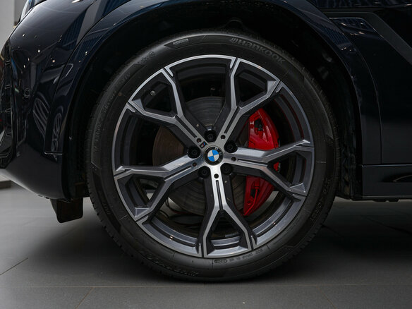 2024 BMW X6 40d III (G06) Рестайлинг, синий, 17300000 рублей - вид 24