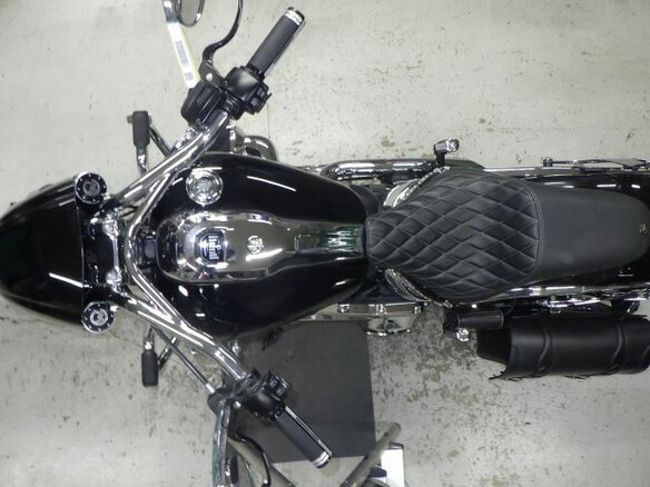 2023 Harley-Davidson Breakout, чёрный, 1800000 рублей - вид 11