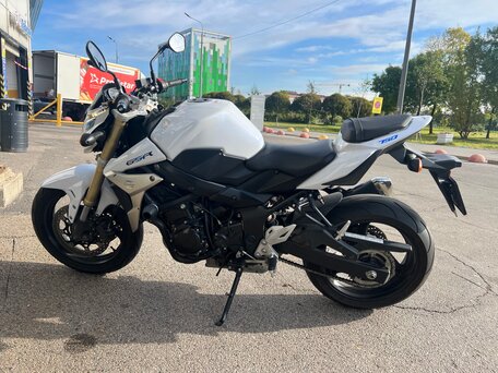 2012 Suzuki GSR 750, белый, 550000 рублей, вид 3