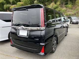 2021 Toyota Noah III (R80) Рестайлинг, чёрный, 1882000 рублей, вид 5