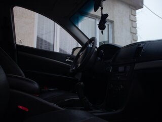 2011 Chevrolet Epica V250 Рестайлинг, серебристый, 650000 рублей, вид 4
