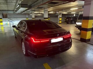 2022 BMW 7 серии Long 740Ld xDrive VI (G11/G12) Рестайлинг, чёрный, 8000000 рублей, вид 2