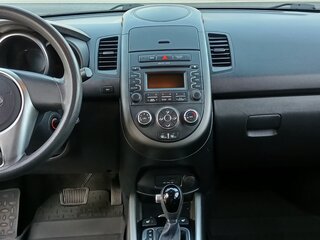 2013 Kia Soul I Рестайлинг, серебристый, 890000 рублей, вид 5