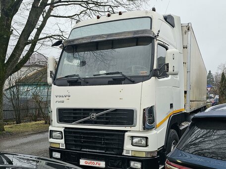 2000 Volvo FH, белый, 2300000 рублей, вид 1