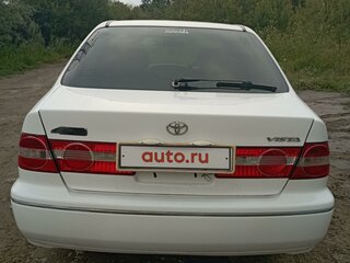 1999 Toyota Vista V (V50), белый, 450000 рублей, вид 3