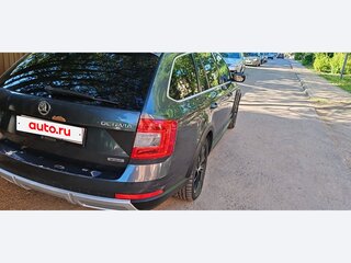 2014 Skoda Octavia Scout III (A7), серый, 1400000 рублей, вид 4