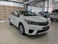 2013 Toyota Corolla XI (E160, E170, E180), белый - вид 3