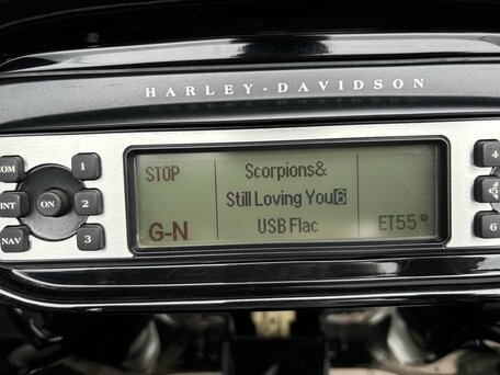2012 Harley-Davidson Road Glide, белый, 1250000 рублей, вид 3