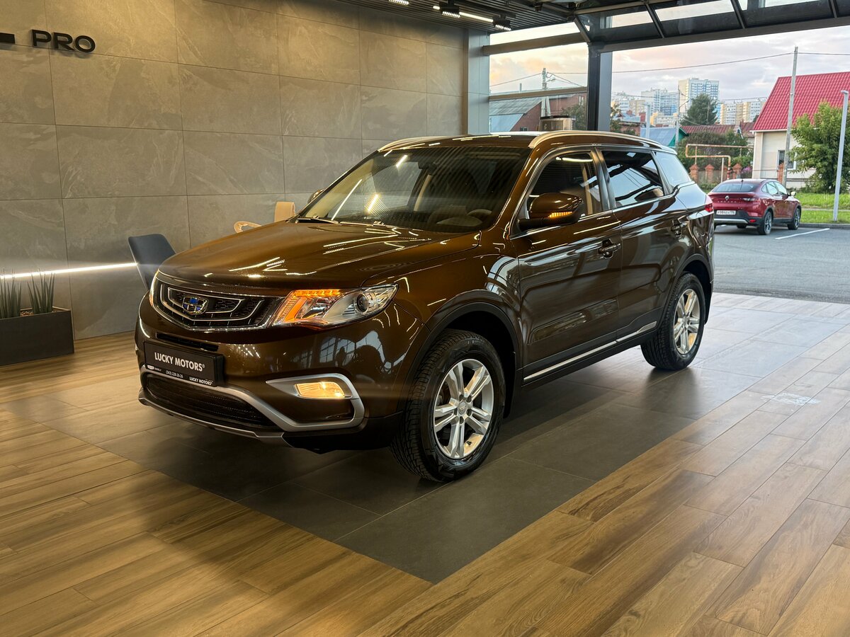 Открыть фотографии: Geely Atlas I