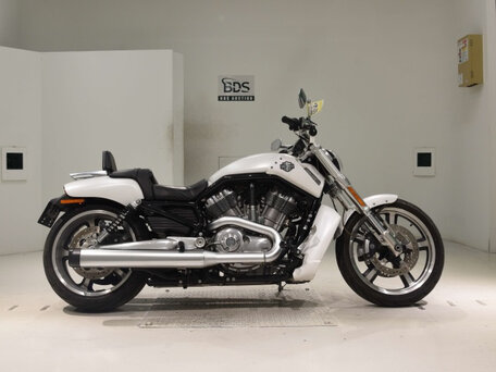 2015 Harley-Davidson V-Rod Muscle, белый, 1240000 рублей, вид 1