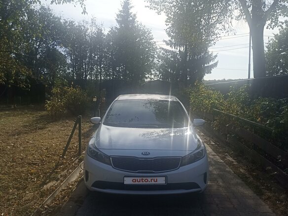 2019 Kia Cerato III Рестайлинг (Classic), белый, 1650000 рублей - вид 3