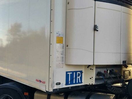 2020 Schmitz Cargobull SKO, белый, 7300000 рублей, вид 2