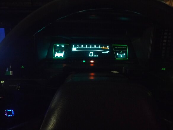 1988 Toyota Crown VIII (S130), серый, 700000 рублей - вид 23