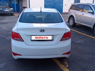 2014 Hyundai Solaris I Рестайлинг, белый, 510000 рублей, вид 3