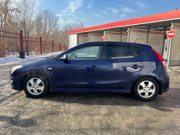2010 Hyundai i30 I Рестайлинг, синий, 530000 рублей - вид 2