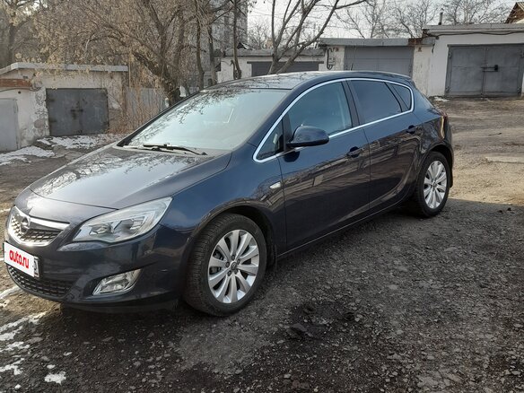 2011 Opel Astra J, синий, 1300000 рублей - вид 1