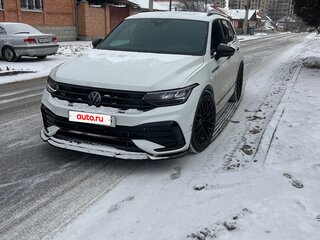2022 Volkswagen Tiguan Allspace II Рестайлинг, белый, 3000000 рублей, вид 4