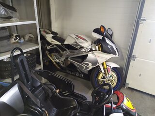 2009 Aprilia RSV1000 R, белый, 690000 рублей, вид 3