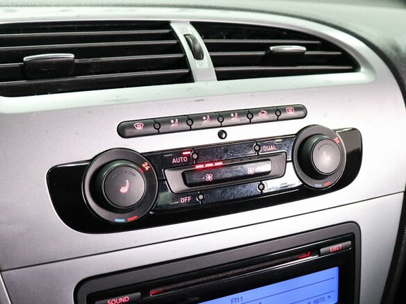 2011 SEAT Leon II Рестайлинг, серый - вид 17