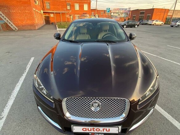 2013 Jaguar XF I Рестайлинг, коричневый, 1650000 рублей - вид 2