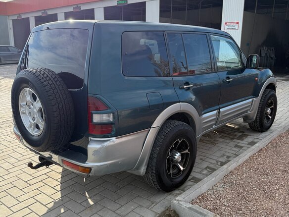 2002 Mitsubishi Pajero III, зелёный, 1270000 рублей - вид 4