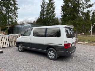 1999 Toyota Grand HiAce I, белый, 950000 рублей, вид 4