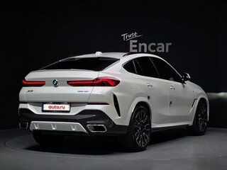 2024 BMW X6 40i III (G06) Рестайлинг, белый, 10850000 рублей, вид 2