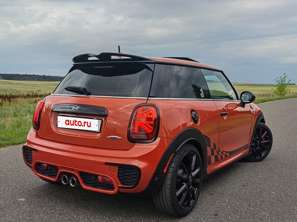 2018 Mini Hatch JCW III (F55/F56) Рестайлинг, оранжевый, 2750000 рублей - вид 5