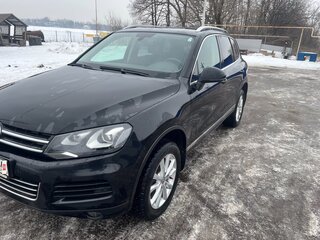 2010 Volkswagen Touareg II, чёрный, 2200000 рублей, вид 1