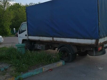 2007 JMC 1052, белый, 400000 рублей, вид 4