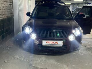 2012 Skoda Yeti I, красный, 2000000 рублей, вид 3