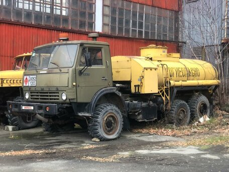1994 КамАЗ 4310, зелёный, 666999 рублей, вид 1
